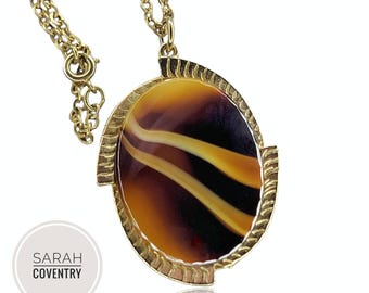 Vintage Sarah Coventry Faux Agate Pendant Necklace - 1973 Caramel Tone