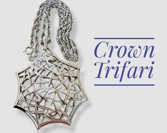 Vintage Crown Trifari Brutalist Pendant: Abstract Silver Tone Rope Chain