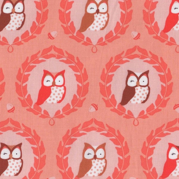 Owl Fabric FQ, Les Amis Cotton Fat Quarter in Apricot, Bird Material UK, Pastel Medallion Print