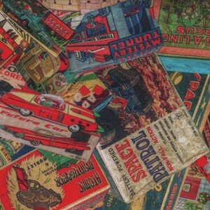 Pode incluir: Uma colagem de ilustrações em estilo vintage com carros retrô, foguetes e temas de circo. A paleta de cores inclui vermelho, azul e amarelo. O texto inclui "Future Car", "Space Patrol" e "Ring-A-Ling Circus".