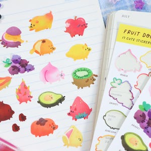 Schattige fruithondenstickers | Risografie, aardbei, plannerstickers, kawaii fruit, bujostickers, schattige honden, Bullet Journal-sticker