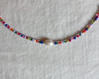 colorful single pearl beaded necklace