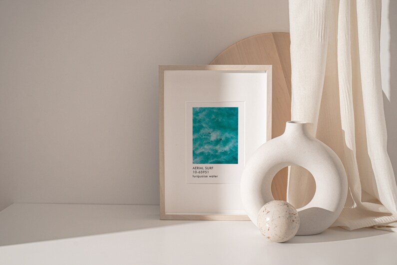 Cartel de impresión de arte de surf aéreo | Arte mural | Fotografía minimalista | Textura Water Surf Print | Arte de color azul | Mar imagen 9