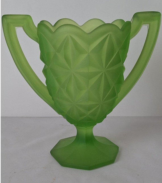 Vintage Westmoreland Green Satin Art Glass Deep Cut Two  display picture 1