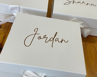 WHITE Luxury Personalised GIFT BOX | Godparents | Bridesmaid| Bridesmaid Proposal | Maid of Honour| Engagement | Christening | White rib sec