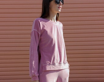 Velour Tracksuit, Casual Set, Sweatshirt with Elongated Back, High-Waisted Pants, Womens Velour Tracksuit, All-Day Comfort