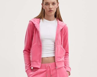 Chic Modern Velour Women&#39;s Tracksuit: Zippered Hoodie with Hood and Cozy Pants with Pockets & Cuffs, Available in Many Colors