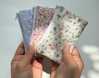 Handmade Floral Quilted Zipper Pouch: Small Cotton Coin Purse
