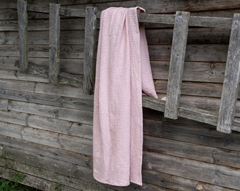 Linen throw in pink, Big blanket waffle pattern, Baby shower gift, Oversized soft linen throw, Rustic home bedspread coverlet