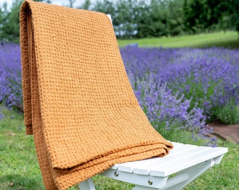 Waffle pattern linen throw, Minimalist linen blanket in terracotta, Various colours handmade king, queen, twin blankets