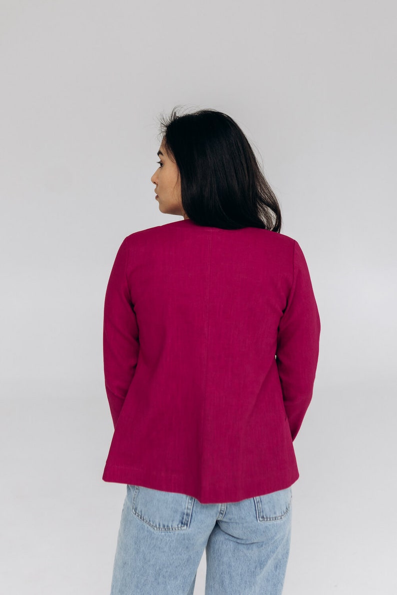 Cosy heavy linen jacket with buttons and pockets is ideal choice for office woman look. Handmade linen blazer is designed in regular fit. Women's linen top is fair made in small family studio. There are two colours pink, natural linen