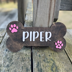 Personalized Dog Name Sign | Wooden Dog Bone Place Setting With Paw Prints | Dog House Kennel Sign | 3D Pet Sign | Gifts For Your Pet