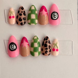 Funky Leopard Print Nail Set Hand Painted Press-On Nails