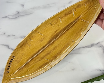 Awapuhi Leaf Dish, Handmade Pottery
