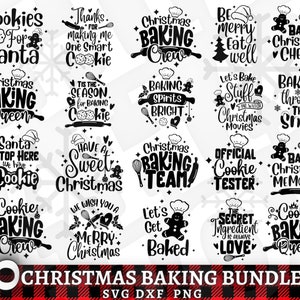 Pode incluir: Um conjunto de 20 arquivos de corte SVG de cozedura de Natal em preto e branco. Os designs apresentam vários trocadilhos e ditos sobre a cozedura de Natal, como "Cookies for Santa", "Christmas Baking Crew", "Baking Spirits Bright", "Let's Get Baked" e "The Secret Ingredient is Always Love".