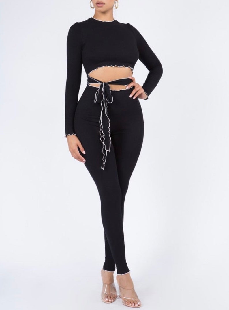Front Tie Detailed Jumpsuit