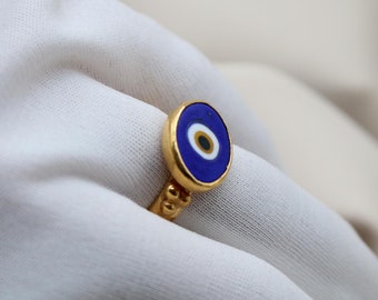 Handmade Evil Eye Silver Ring: Vintage Style Jewelry