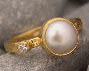 Pearl Ring Massief Zilver Gehamerd Sterling Zilver handgemaakt 24K Goud Over Stapelbare Ring Minimalistische Ring Sierlijke Ring
