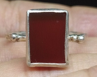 Pierścień z karneolu, solidny srebrny, minimalistyczny pierścień, srebro próby 925, starożytna sztuka rzymska, prezent dla druhny, delikatny pierścień, pierścień ze srebra karneolu