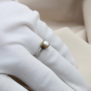 Freshwater Pearl Silver Minimalist Ring: The Ideal Handmade Christmas Gift