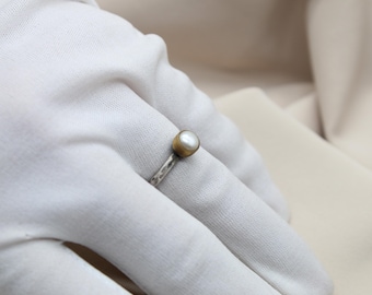 Freshwater Pearl Silver Minimalist Ring: The Ideal Handmade Christmas Gift