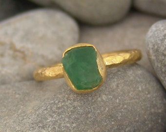 Bague émeraude naturelle Argent massif 925K Argent sterling 24K Or Vermeil Bague délicate Bague authentique Bague martelée Bagues grecques d’art romain