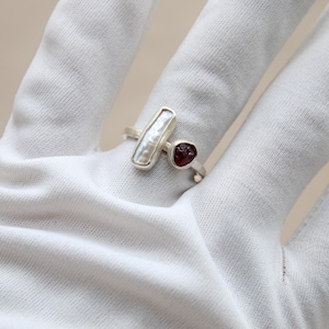 raw ruby and freshwater pearl silver ring, handmade jewelry, hammered band ring, christmas gift