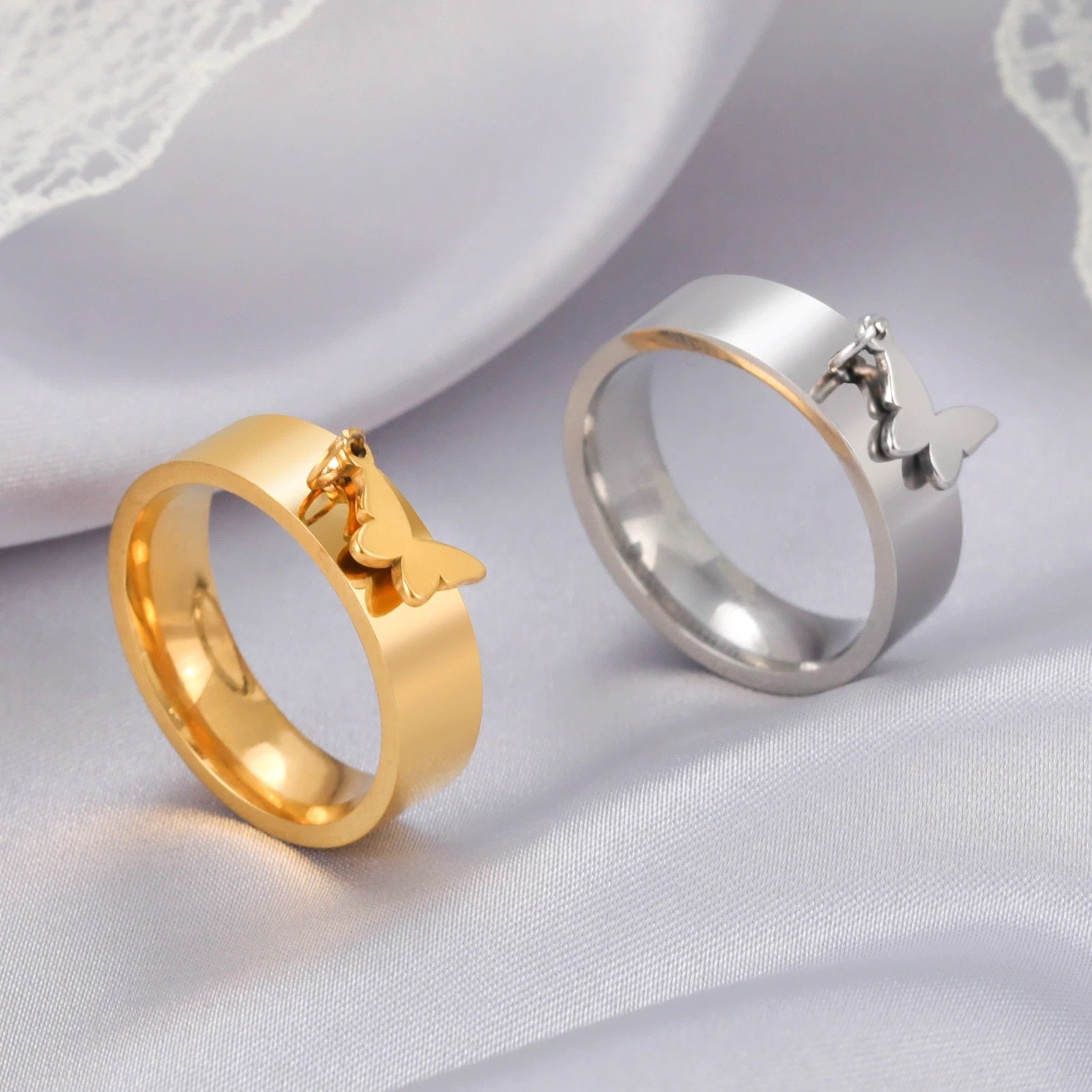 Unique matching wedding bands. Couple rings set