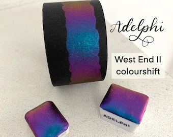 Tinta de caligrafía Adelphi Colorshift vegana hecha a mano West End II para caligrafía, en formato de cuarto o media pastilla.