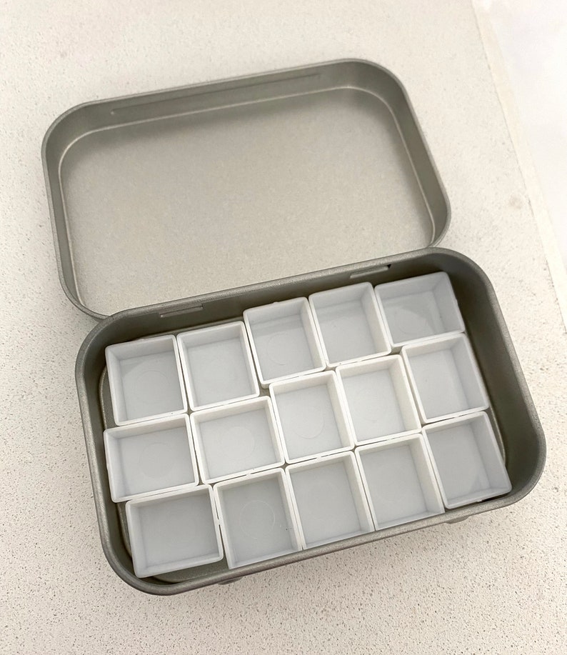 Empty medium watercolor tin fits up to 15 half pans image 2