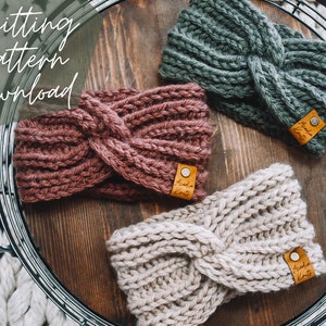 Cadillac Knot Ear Warmer Knitting Pattern image 1