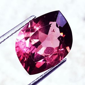 Natural Rhodolite Garnet 8 to 10 Ct Loose Gemstone Octagon Shape Single Certified