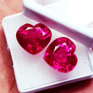 Coppia di zaffiri rosa naturali da 8 a 10 ct a forma di cuore, pietre preziose sfuse con certificato