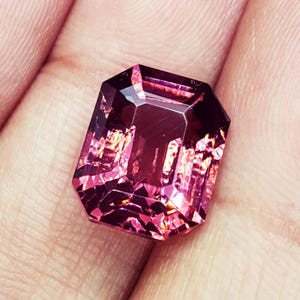 Loose Gemstone Natural Rhodolite Garnet 8 to 10 Ct Radiant Shape Single Certificate with free shipping