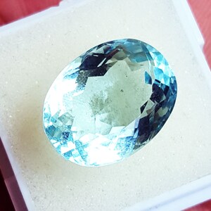 Aquamarin 10 bis 12 Karat Oval Form Einzelner loser Edelstein zertifiziert mit kostenloser Lieferung und kostenlosem Zertifikat