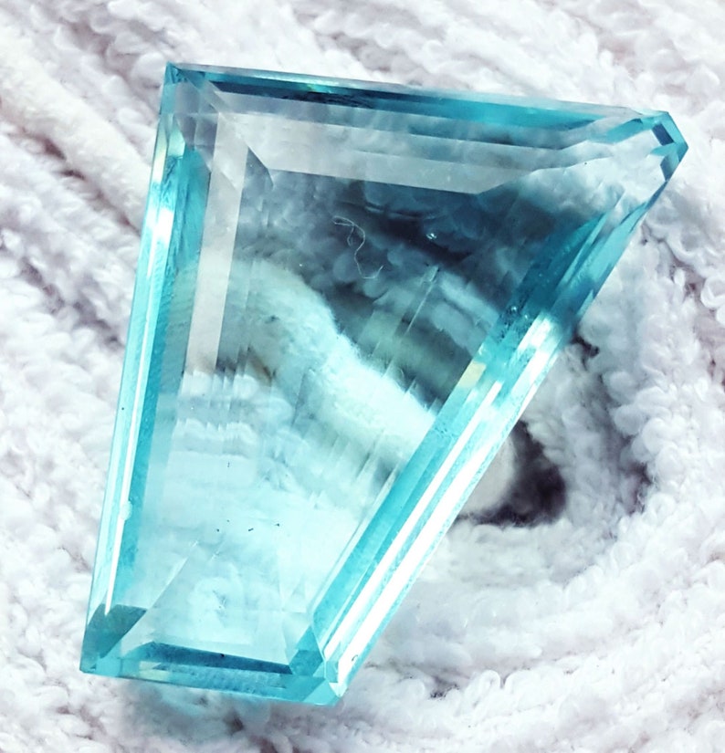 Aquamarine Save up 20/% On Loose Gemstone certified 90 to 95 ct with Free Delivery