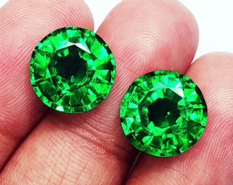 Natural Tsavorite Green Garnet Pair: Round Cut Loose Gemstones, 8-10 ct, Certified