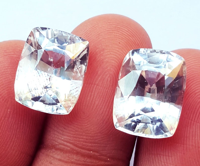 Natural White Loose Gemstone Sapphire Pair Certified 8 to 10 ct With Free Shipping