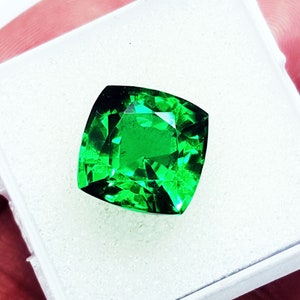 Gemma sfusa di granato verde tsavorite naturale da 8 a 10 ct, forma a cuscino, singola, certificata