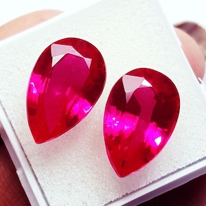 Lose Edelstein 8 bis 10 Ct Natürliche Rosa Saphir-Paar Birnenform mit Zertifikat