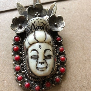 Bone carved pendant,shiva pendant,Buddha pendant, Nepali jewelry, handmade jewelry,Tibetan jewelry,