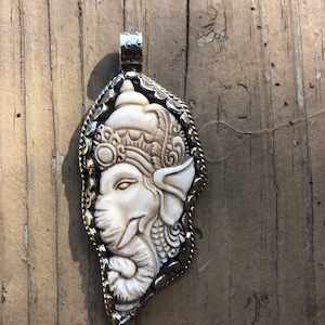Bone carved Ganesh pendant, good luck  pendant Lord Ganesh pendant Nepali necklace Tibetan jewelry Nepali jewelry