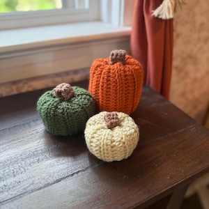 Crochet Pumpkin Fall Décor