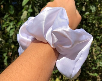 Coleteros grandes de lujo de seda satinada blanca / Coleteros de satén blanco / Coleteros blancos suaves