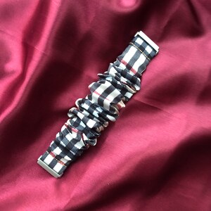 fitbit scrunchie strap