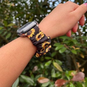 Apple Watch Sunflower Scrunchie Strap, 38/40/41mm 42/44/45/49mm. Fits all SE,Series and Ultra.