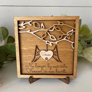 Personalized Pet Memorial Frame, Family Tree Frame, Pet Memorial Gift, Wooden Frame, Hanging Hearts Frame, Paw Prints, Layered Family Tree