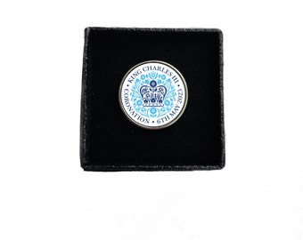 King Charles Coronation pin badge - Kings Coronation Souvenir Badge - King Coronation 2023 Pin Badge - Coronation Commemorative Lapel Pin