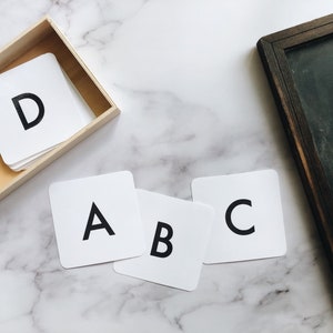 Cartões Flash do Alfabeto | Letras maiúsculas + minúsculas para impressão