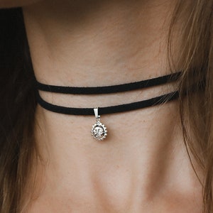 necklace sun, sun pendant choker, choker black, sun silver, gift girlfriend, boho necklace, wrap necklace, sun face, vegan leather